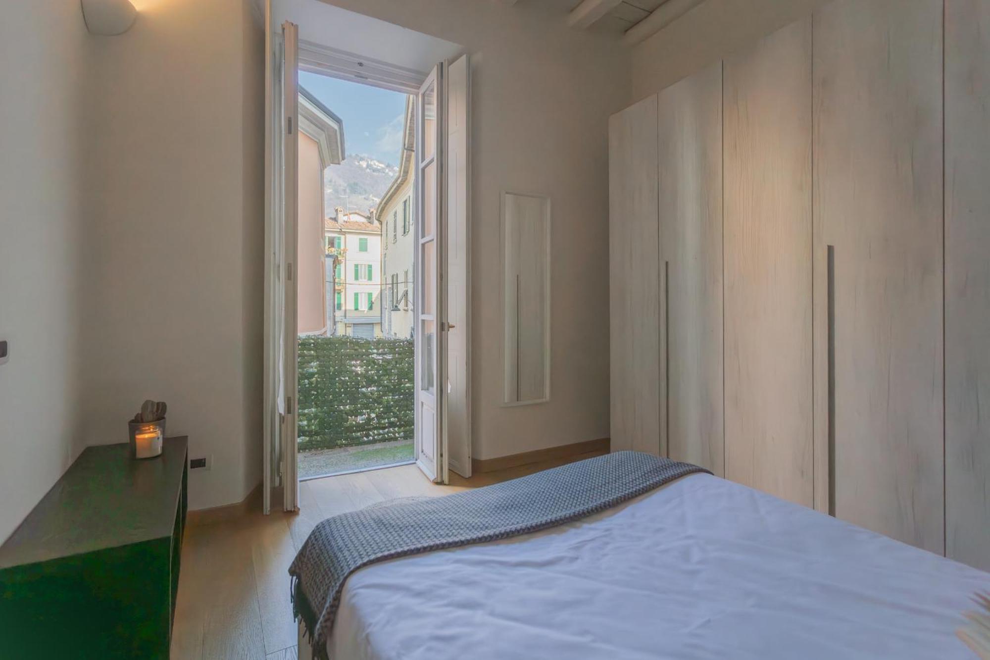 Wine Not Apartment In Como City Centre Exterior foto